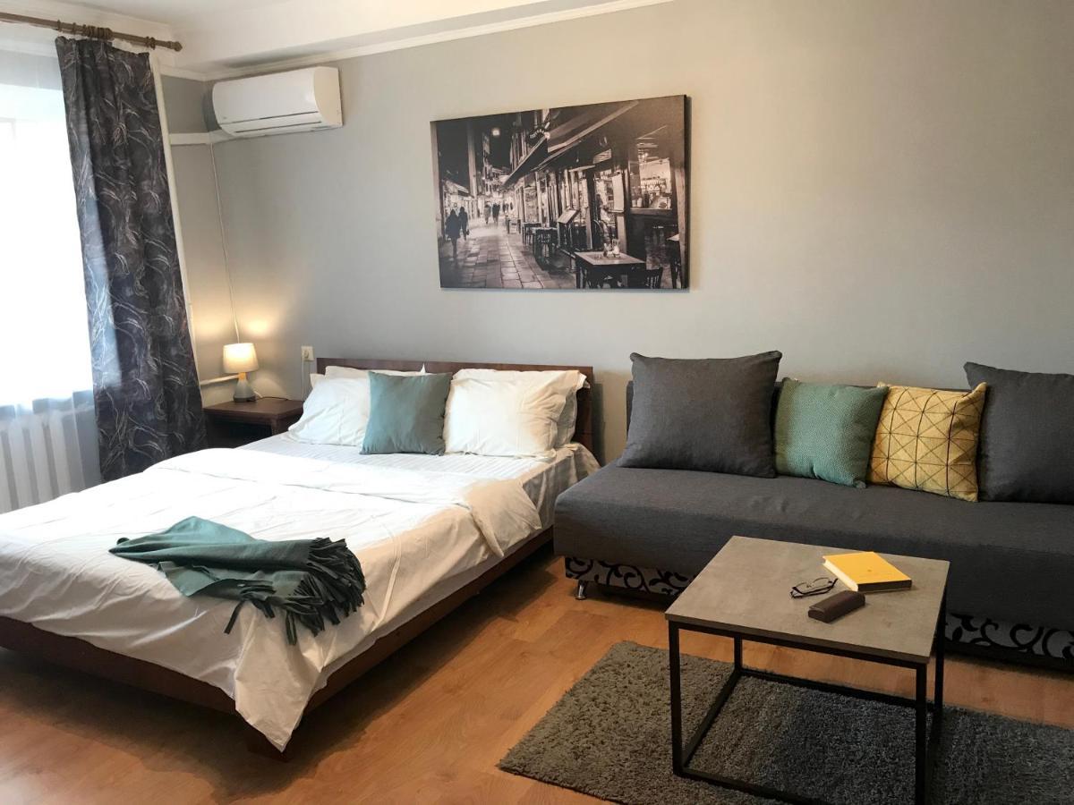 Apartment Olympyska On Velyka Vasylkyvska 45 키예프 외부 사진